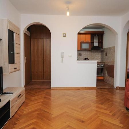 Apartment Jana Петровац Экстерьер фото
