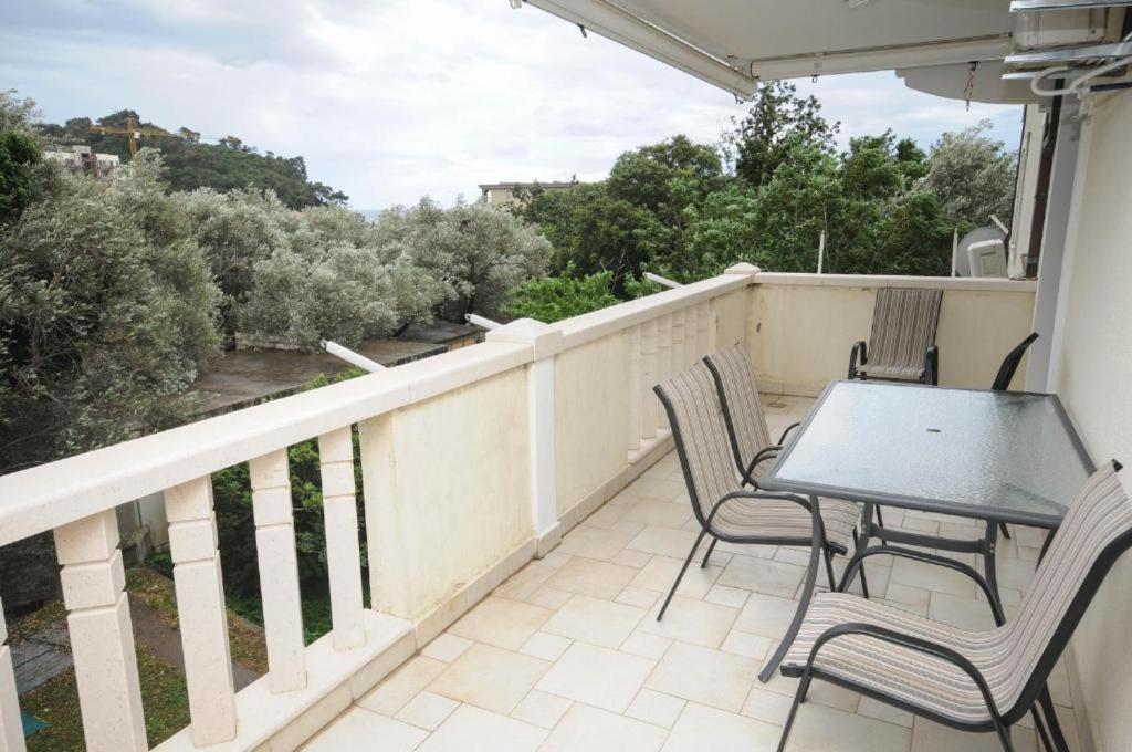 Apartment Jana Петровац Экстерьер фото
